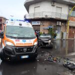 Giarre, collisione tra due auto sul viale delle Province: 1 ferito